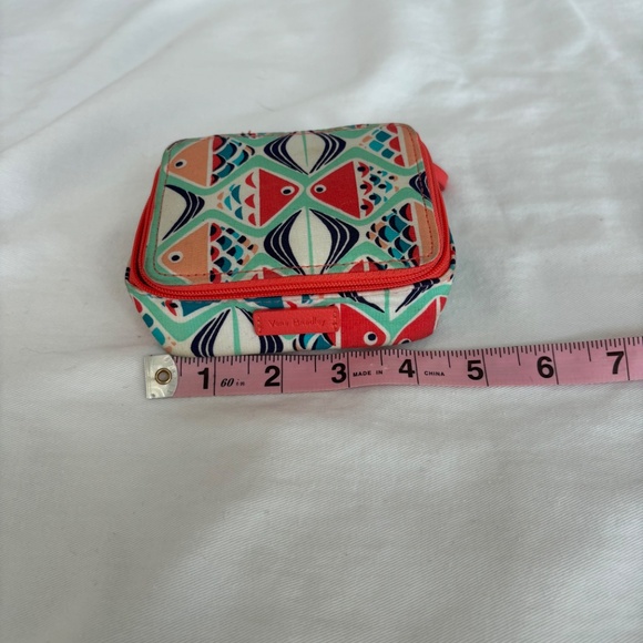 Vera Bradley Go Fish Travel Case - Picture 3 of 4